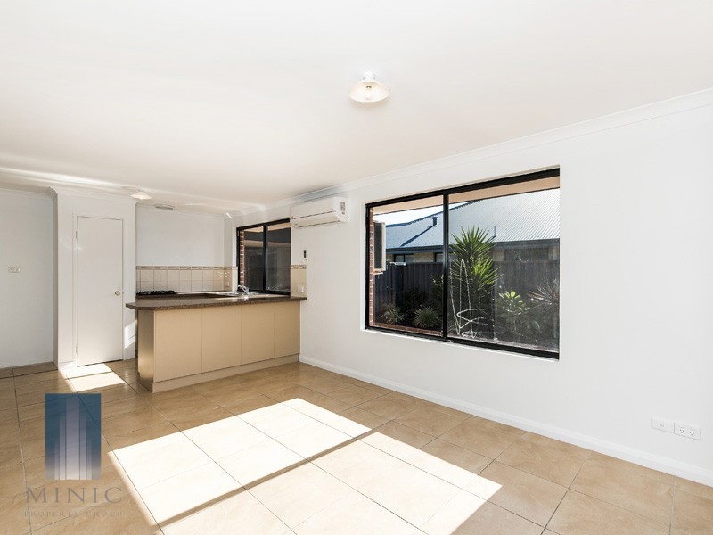 21 Mudlark Close, Langford WA 6147