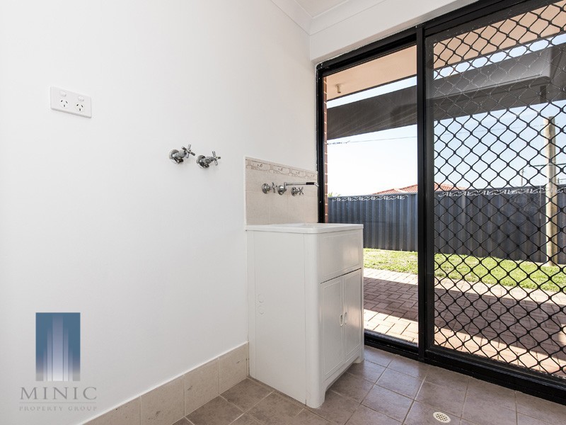 21 Mudlark Close, Langford WA 6147