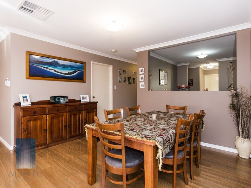 15 Hoffman Way, Byford WA 6122