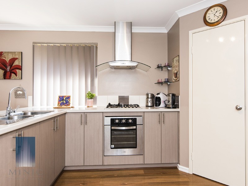 15 Hoffman Way, Byford WA 6122