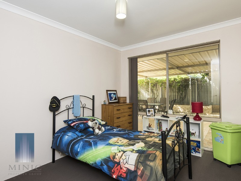 15 Hoffman Way, Byford WA 6122