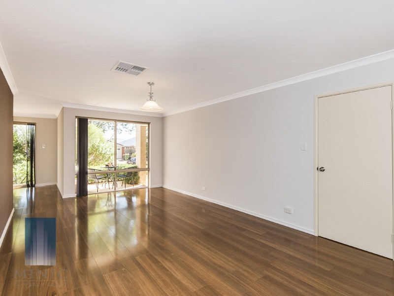 15 Hoffman Way, Byford WA 6122