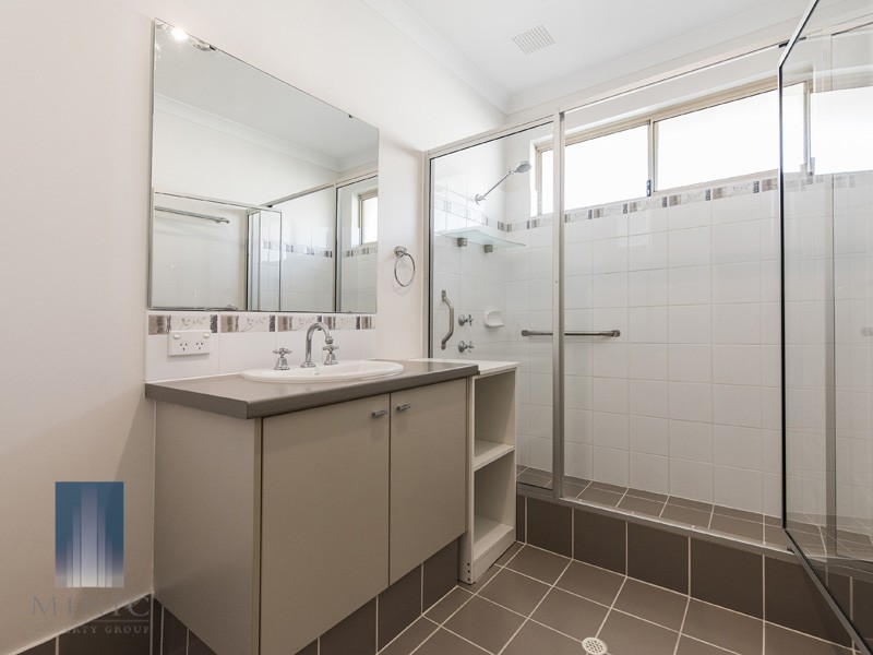 15 Hoffman Way, Byford WA 6122