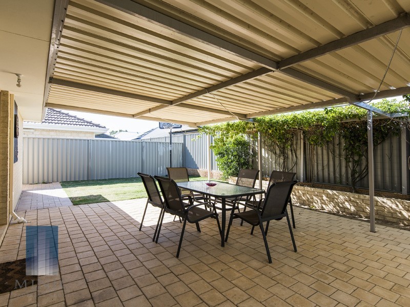 15 Hoffman Way, Byford WA 6122