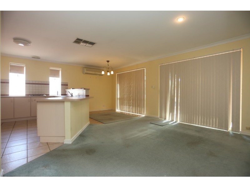 92 PORTCULLIS DRIVE, Willetton WA 6155