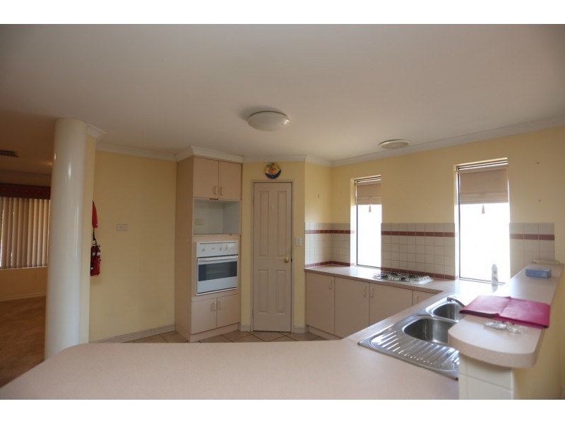 92 PORTCULLIS DRIVE, Willetton WA 6155