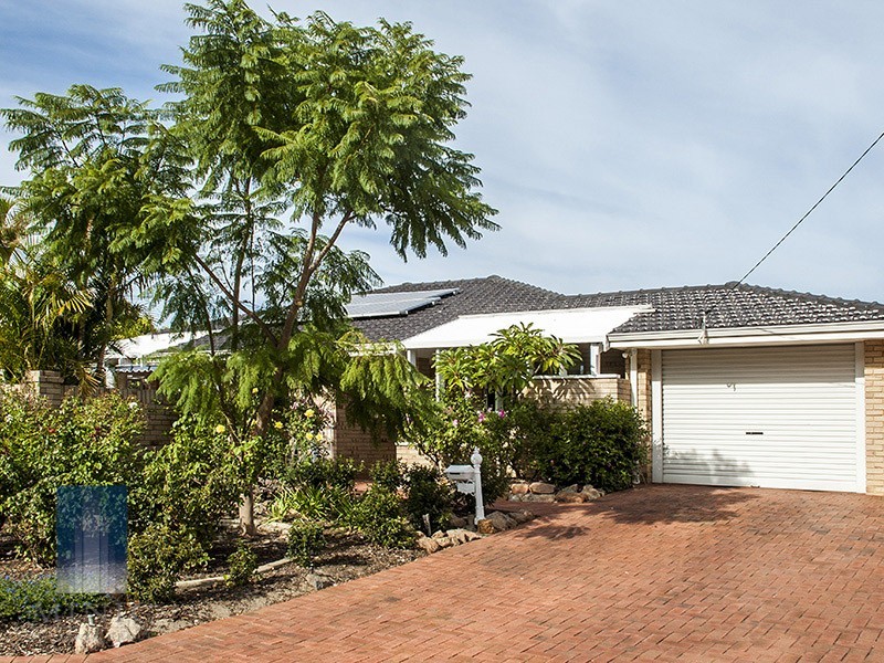2 Balbiri Close, Wilson WA 6107