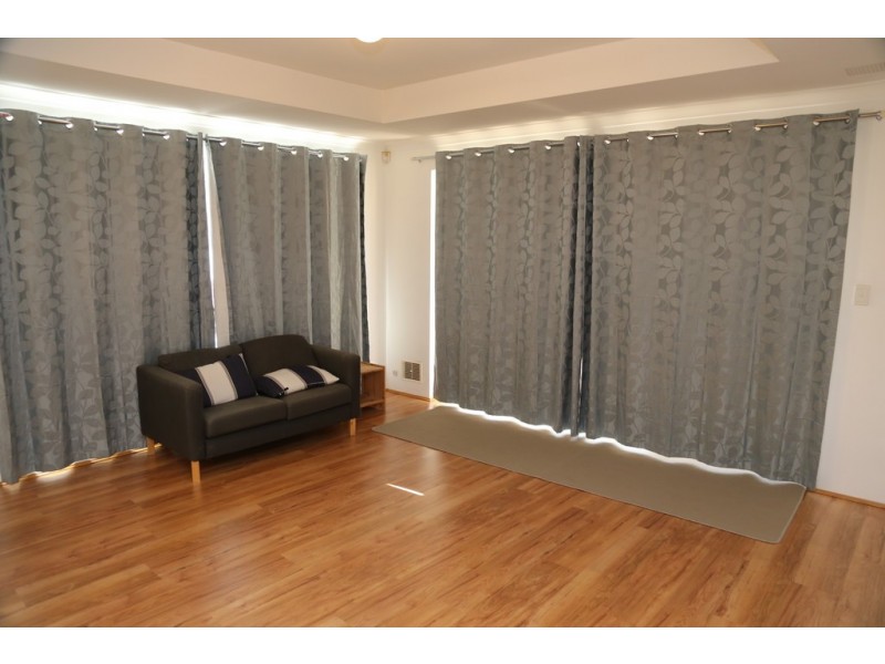 8/24 MARJORIE AVENUE, Shelley WA 6148