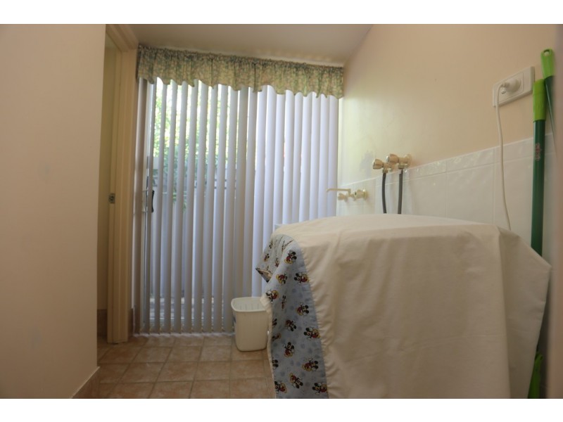 8/24 MARJORIE AVENUE, Shelley WA 6148