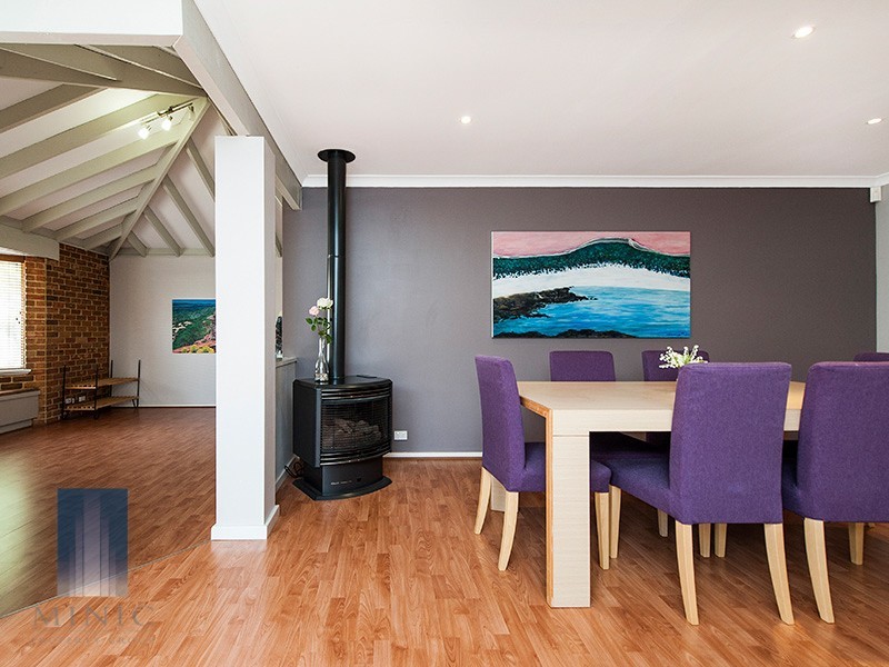 4 Winthrop Drive, Winthrop WA 6150