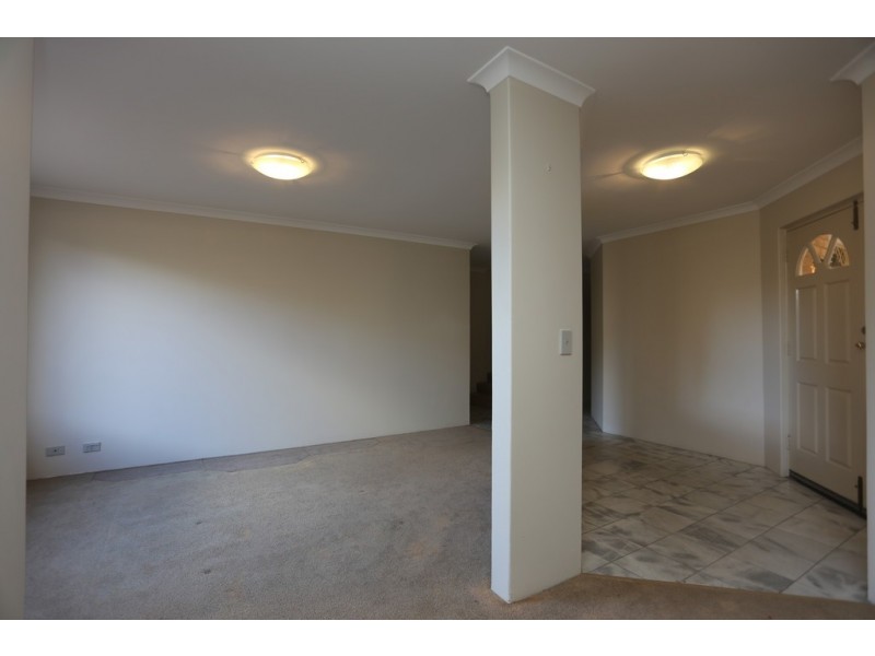 4 Burtonia Place, Canning Vale WA 6155