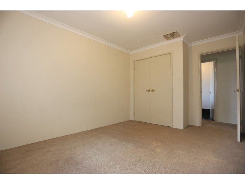 4 Burtonia Place, Canning Vale WA 6155