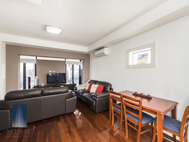 4 Kasarina Road, Riverton WA 6148