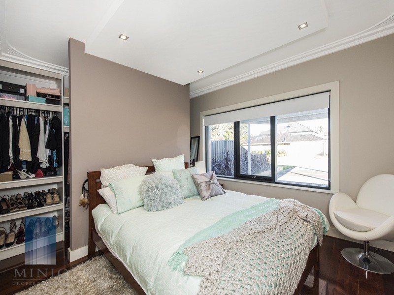 4 Kasarina Road, Riverton WA 6148