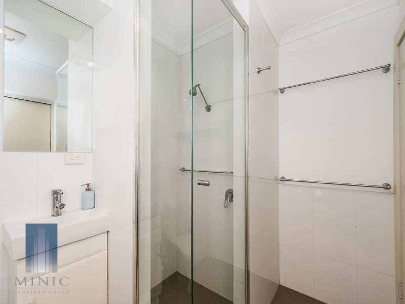 4 Kasarina Road, Riverton WA 6148