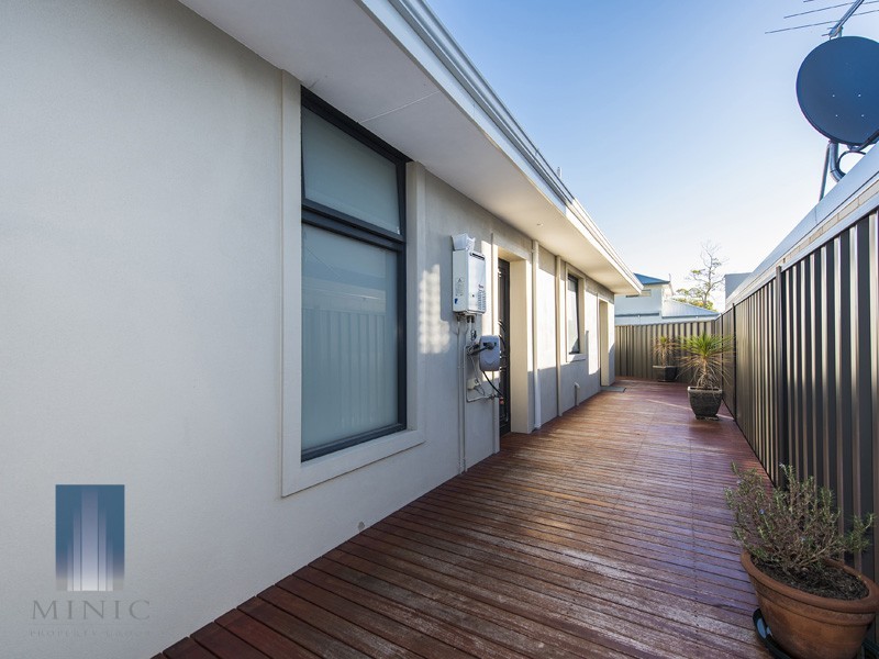 4 Kasarina Road, Riverton WA 6148