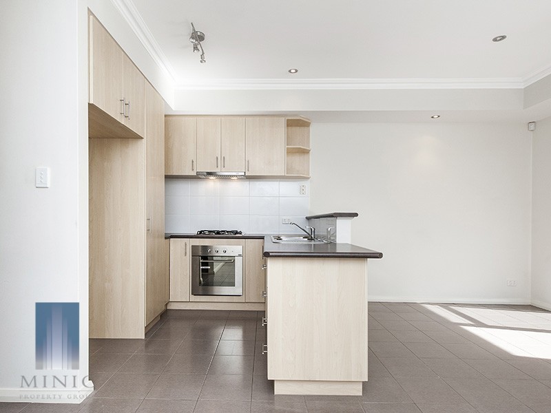 8/12 Leila Street, Cannington WA 6107