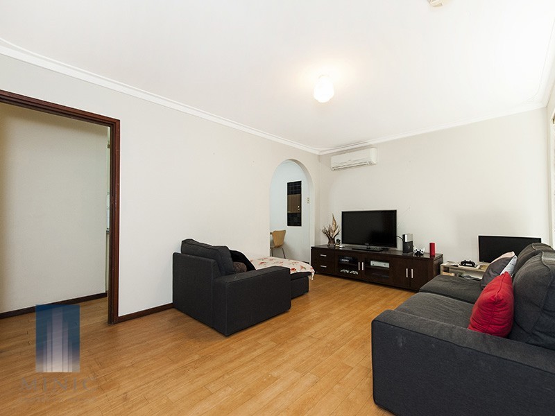 1 Eudoria Street, Gosnells WA 6110