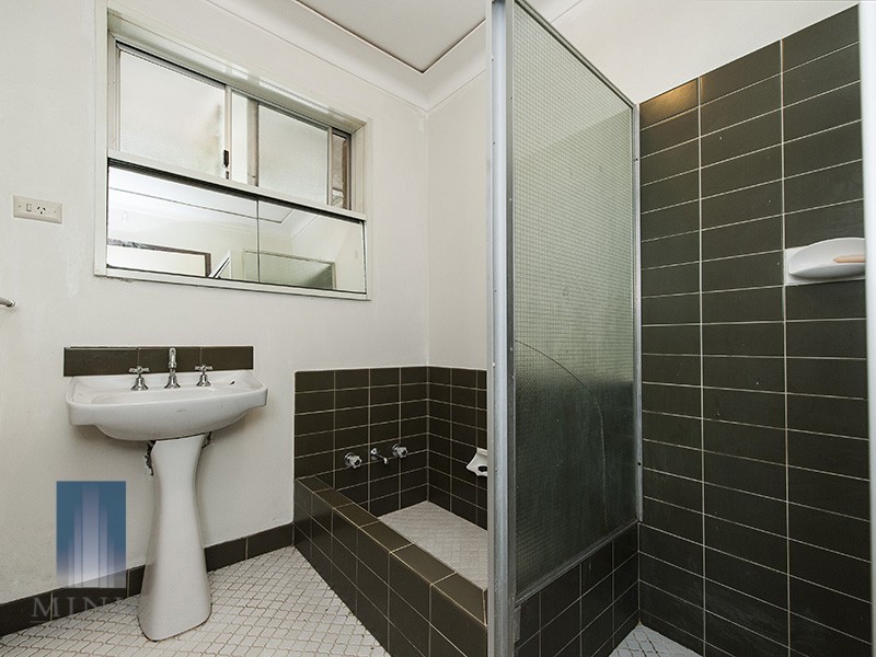 1 Eudoria Street, Gosnells WA 6110