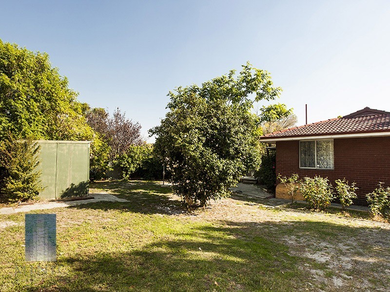 1 Eudoria Street, Gosnells WA 6110