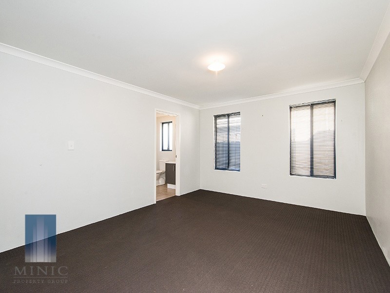 36 Ernest Way, Hilbert WA 6112