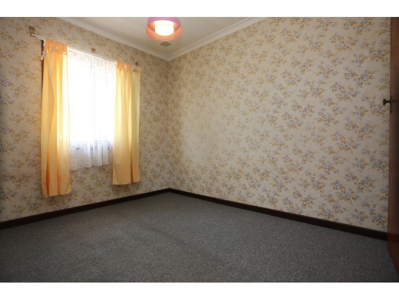 21 Westlake Street, Wilson WA 6107