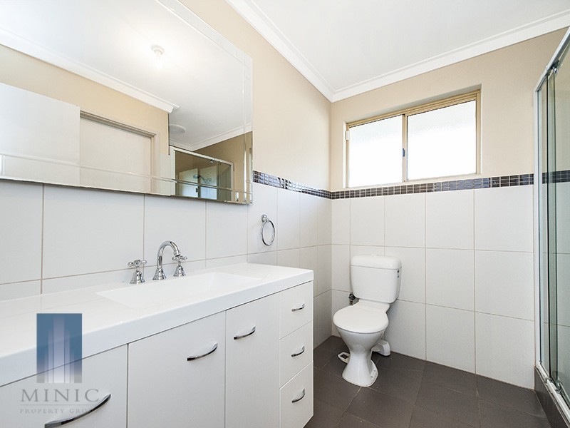 12 Hartfield Street, Queens Park WA 6107