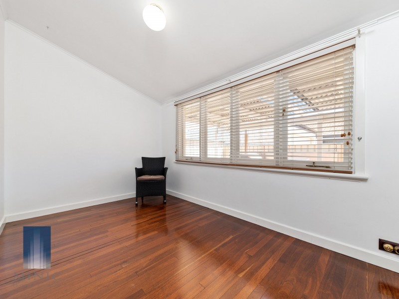 134 Manning Road, Manning WA 6152