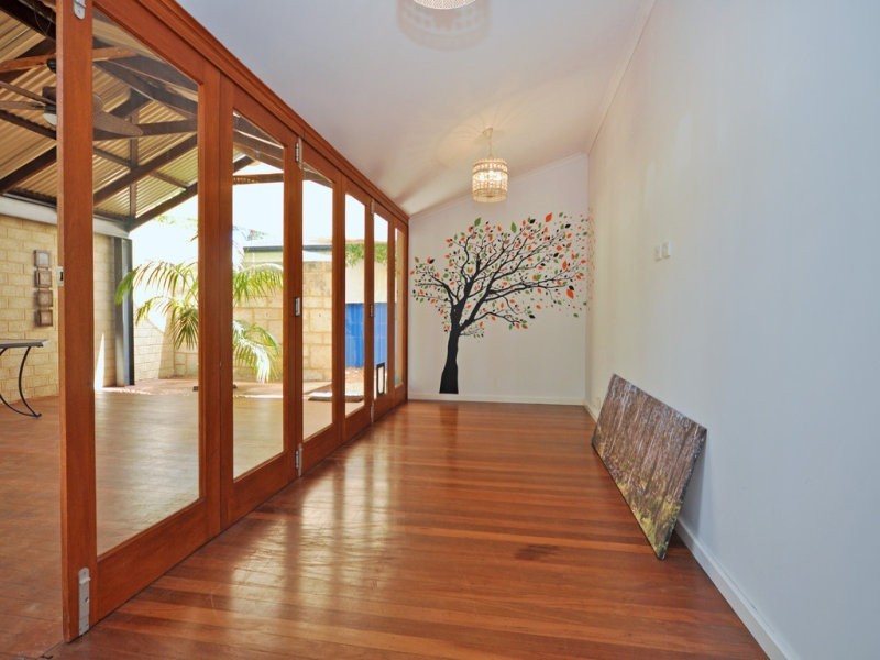 1/53 Hobbs Avenue, Como WA 6152