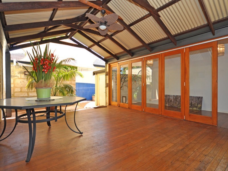 1/53 Hobbs Avenue, Como WA 6152