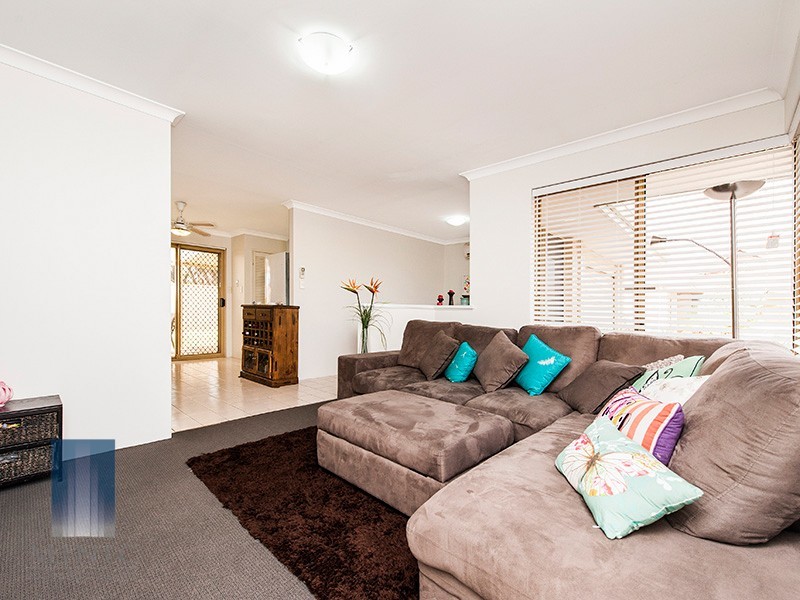 2/10 Grayson Court, Wilson WA 6107