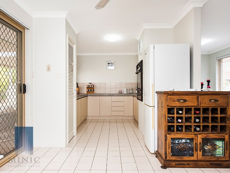 2/10 Grayson Court, Wilson WA 6107