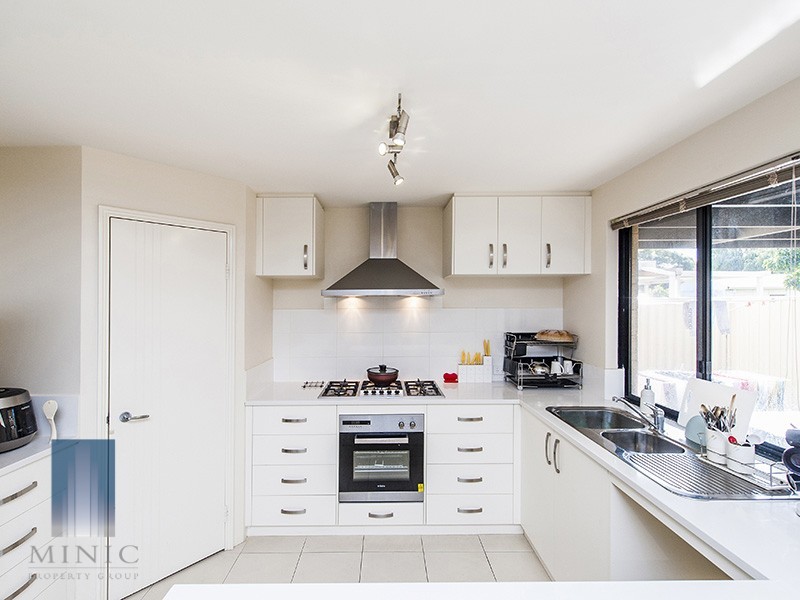 255A Robinson Avenue, Cloverdale WA 6105