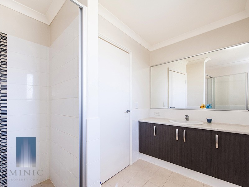 255A Robinson Avenue, Cloverdale WA 6105