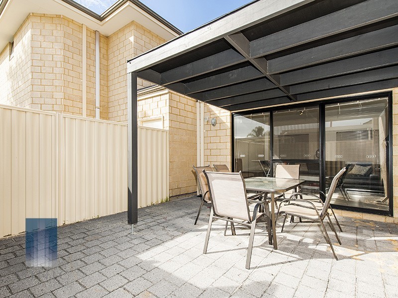 255A Robinson Avenue, Cloverdale WA 6105