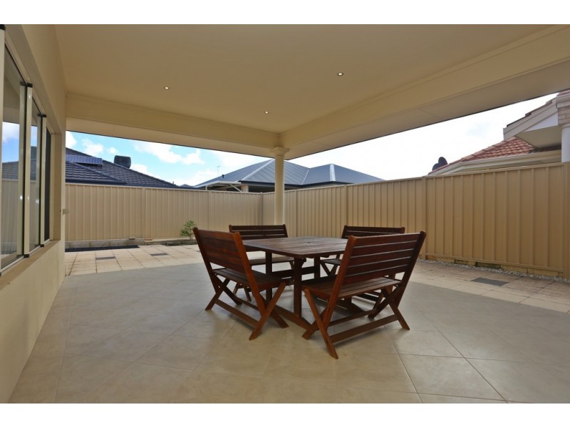 20 Christchurch Boulevard, Canning Vale WA 6155