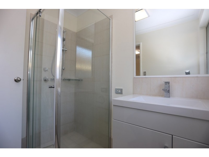 42A Marshwood Retreat, Bibra Lake WA 6163