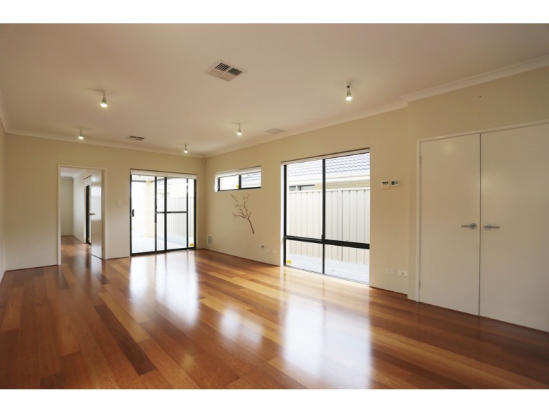 4B Yeeda Street, Riverton WA 6148
