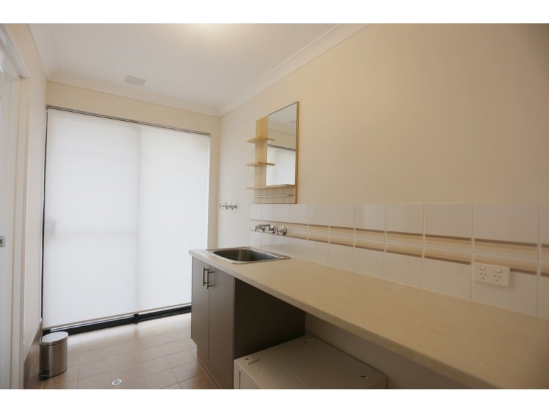 4B Yeeda Street, Riverton WA 6148
