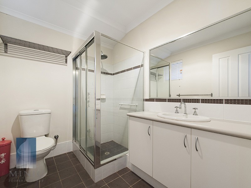 27 Oman Pass, Canning Vale WA 6155