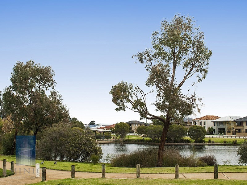 27 Oman Pass, Canning Vale WA 6155