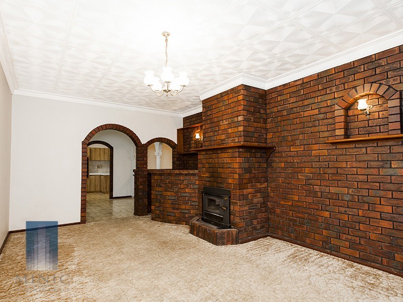 118 Phoenix Road, Hamilton Hill WA 6163