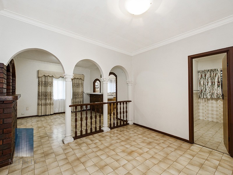 118 Phoenix Road, Hamilton Hill WA 6163