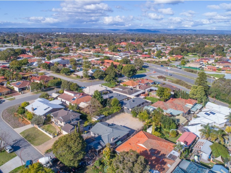 2 Highview Terrace, Wilson WA 6107