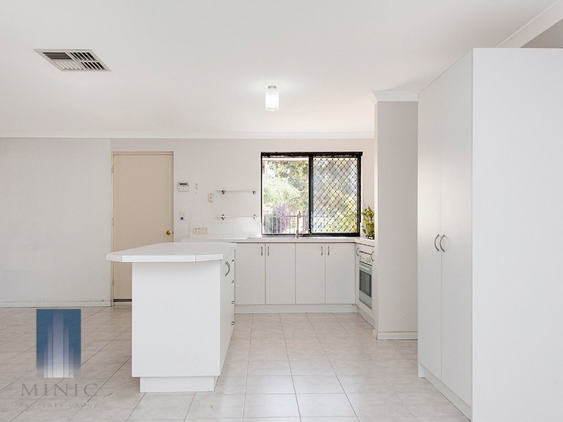 6 Montgomery Lane, Langford WA 6147