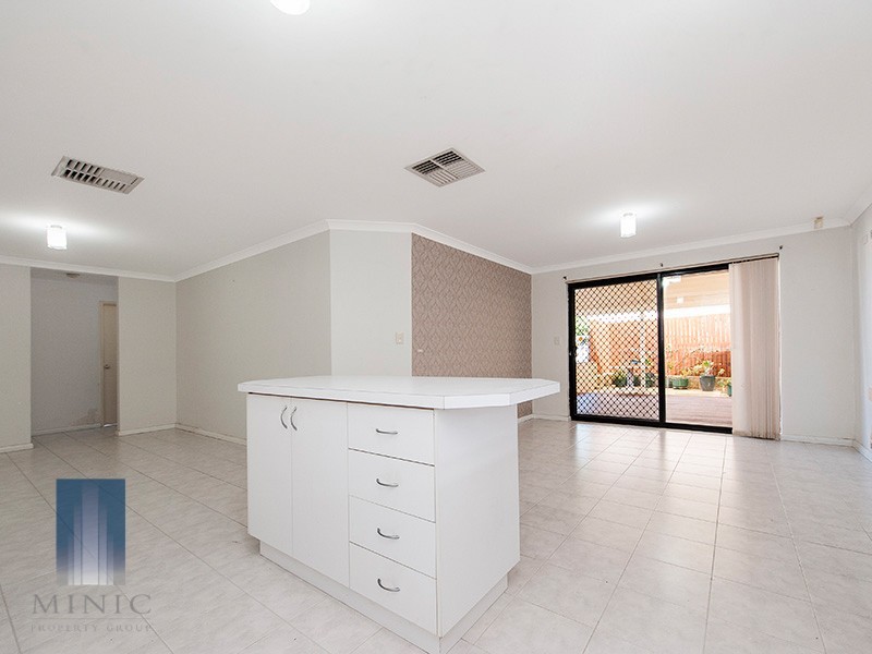 6 Montgomery Lane, Langford WA 6147