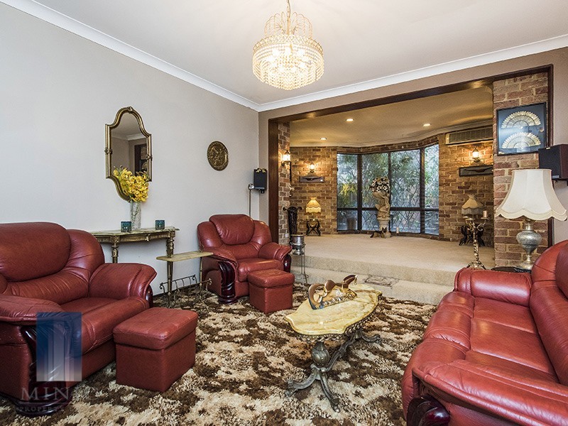 15 Ghost Gum Road, Willetton WA 6155