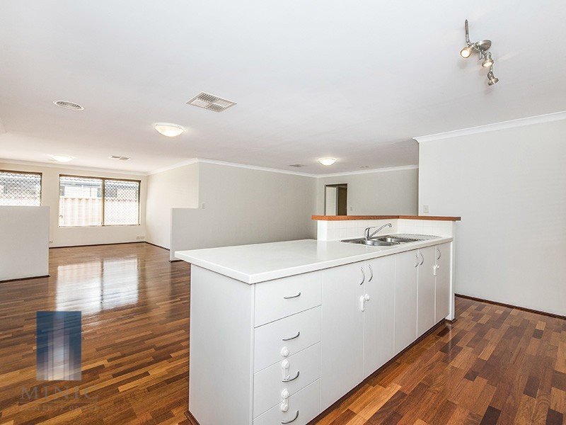 15 Wingrove Road, Langford WA 6147