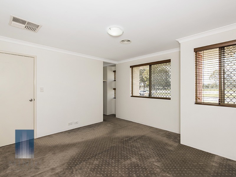 15 Wingrove Road, Langford WA 6147