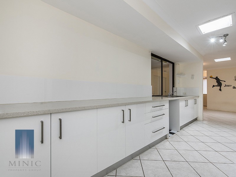 264 Yangebup Road, Yangebup WA 6164